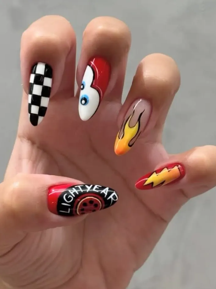 Spooky Nail Design 22